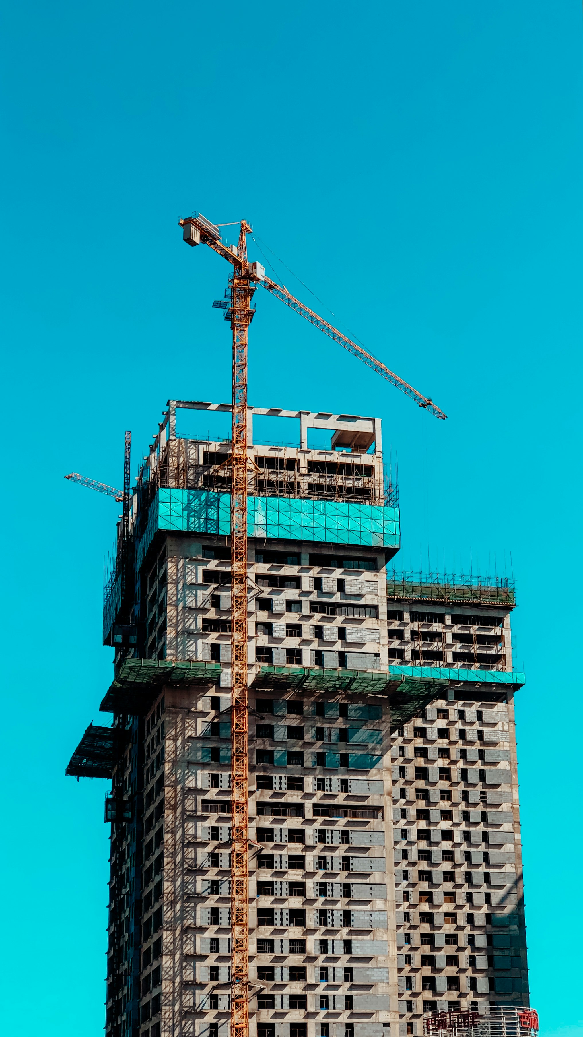 brown and white concrete building